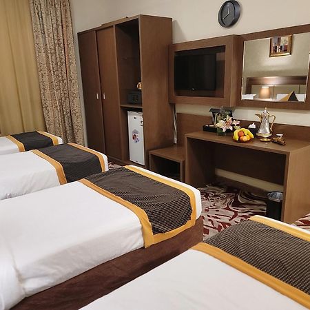 Qasr Al Ansar Golden Tulip Hotel Medina Esterno foto