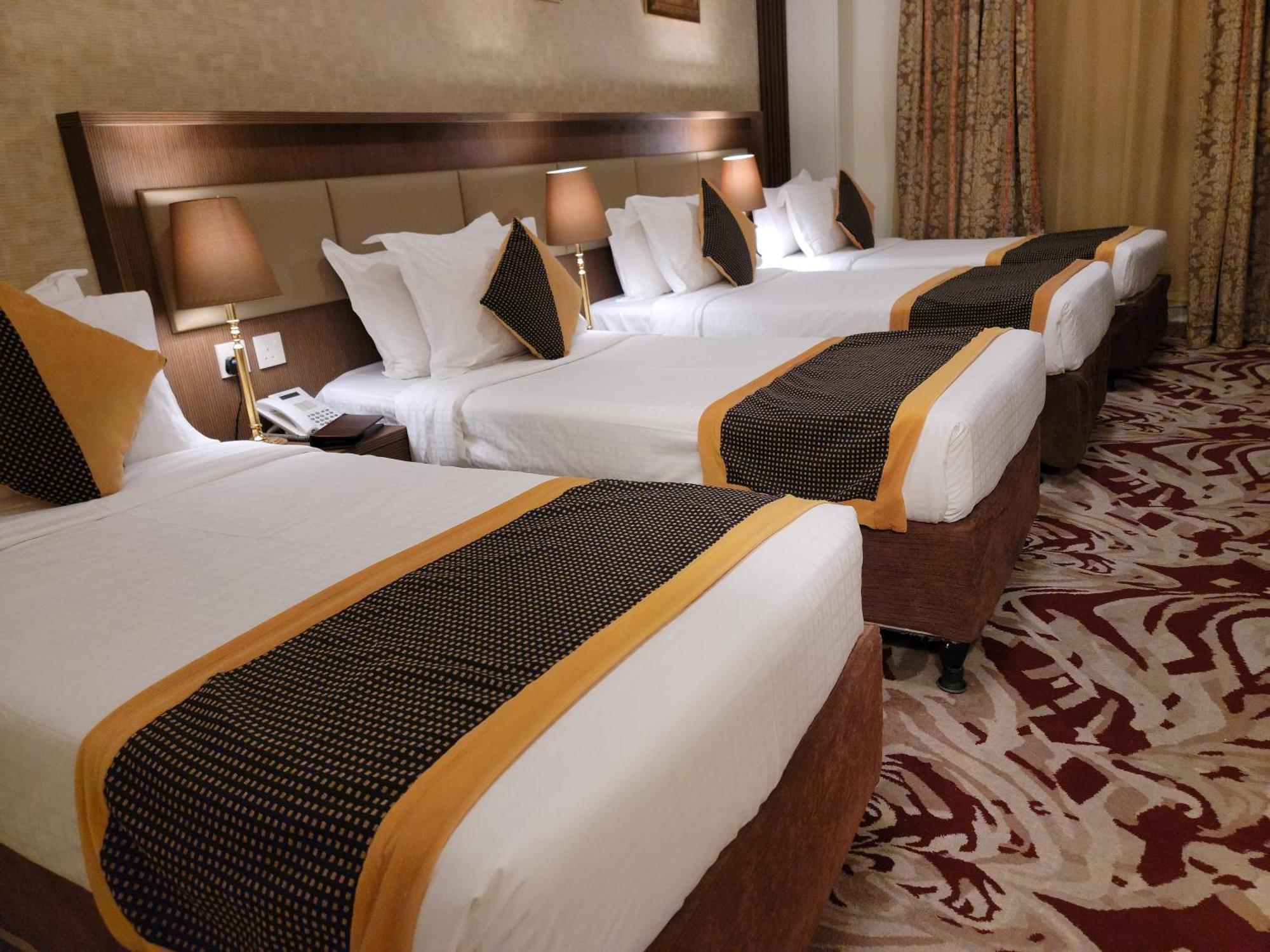 Qasr Al Ansar Golden Tulip Hotel Medina Esterno foto