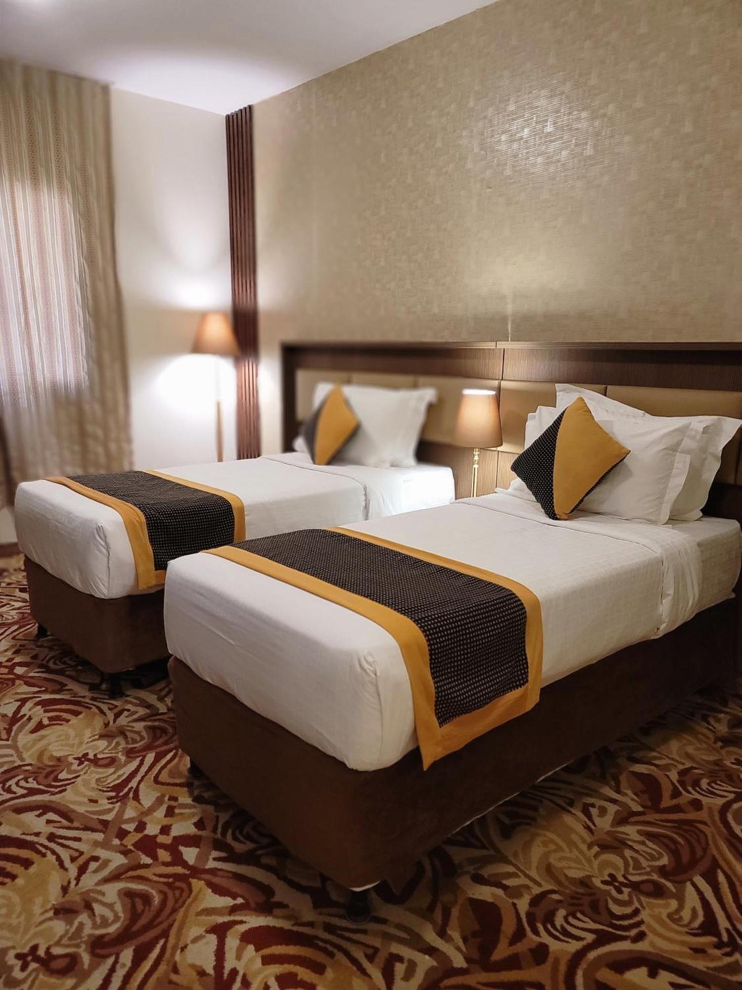 Qasr Al Ansar Golden Tulip Hotel Medina Esterno foto