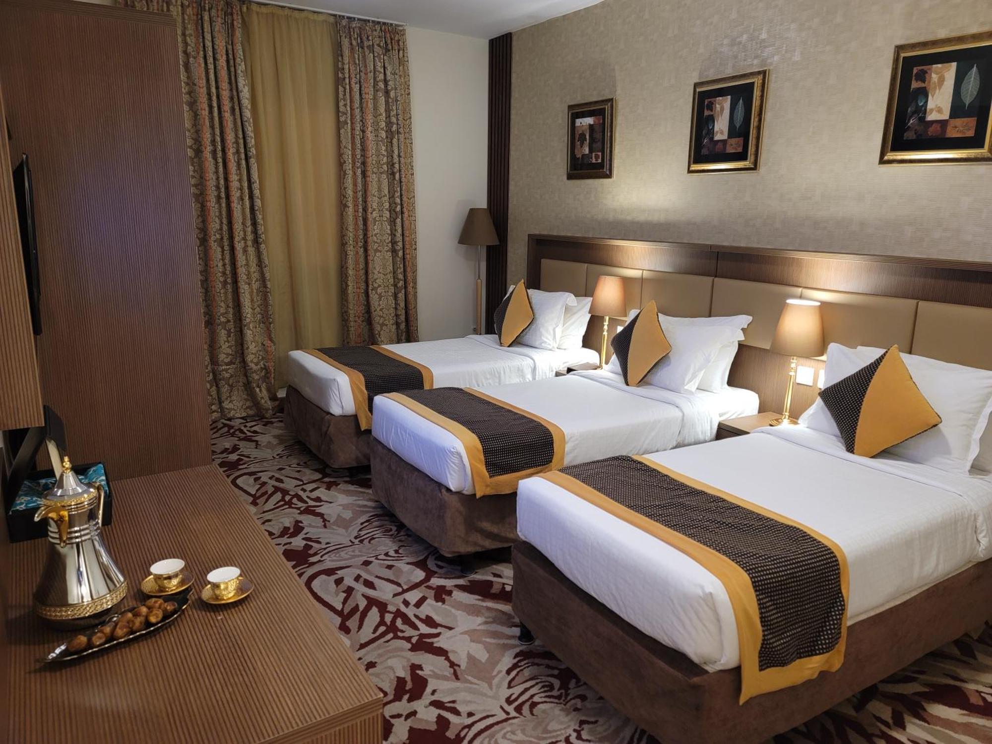 Qasr Al Ansar Golden Tulip Hotel Medina Esterno foto